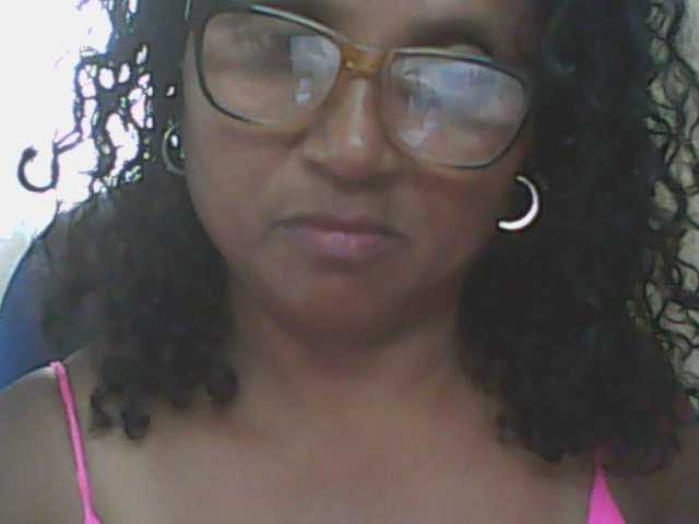 Live sex webcam photo for hotmomsexy #292386782