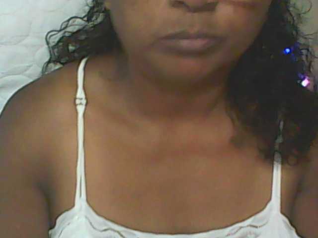 Live sex webcam photo for hotmomsexy #292440164