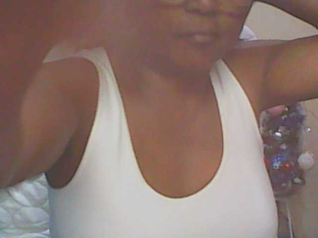 Live sex webcam photo for hotmomsexy #292441680