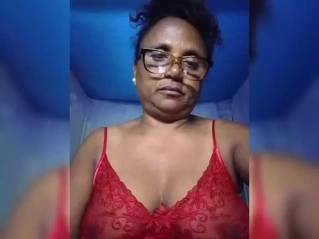 Live sex webcam photo for hotmomsexy #292769100
