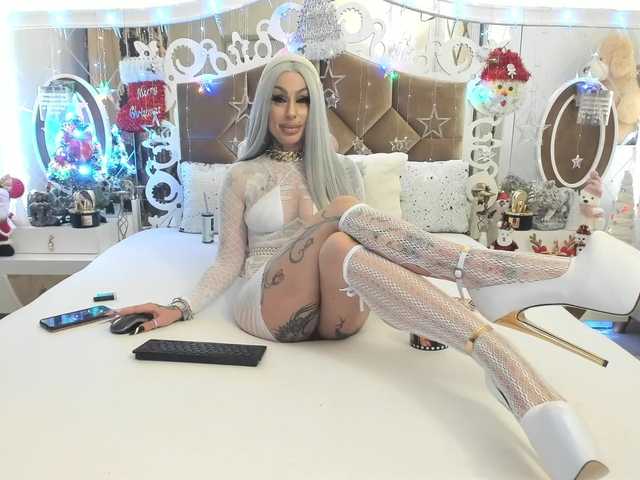 Live sex webcam photo for hotred69xxx #276923191