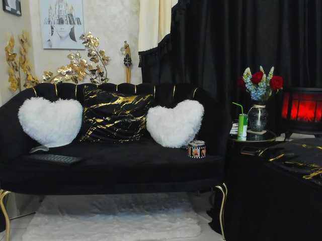 Live sex webcam photo for hotred69xxx #277577169