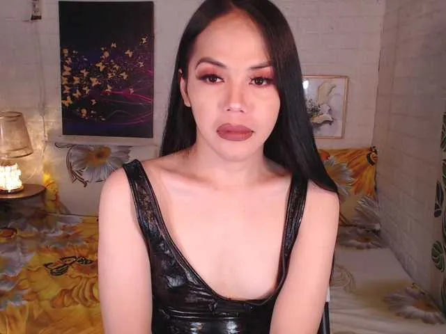 Live sex webcam photo for hotsexyasian1 #291623770