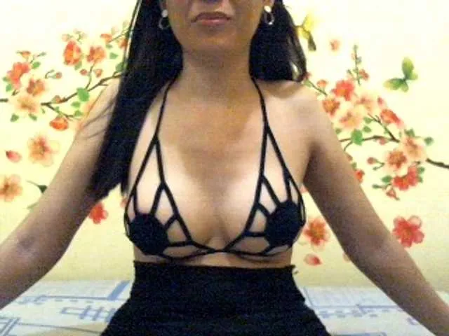 Live sex webcam photo for hotsexygoddes #277818717