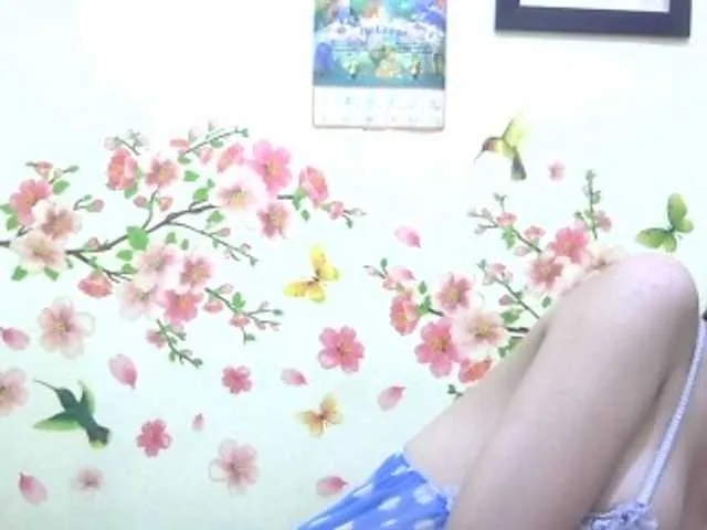 Live sex webcam photo for hotsexygoddes #287373069