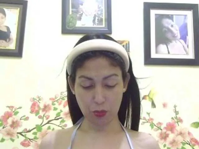 Live sex webcam photo for hotsexygoddes #288445907