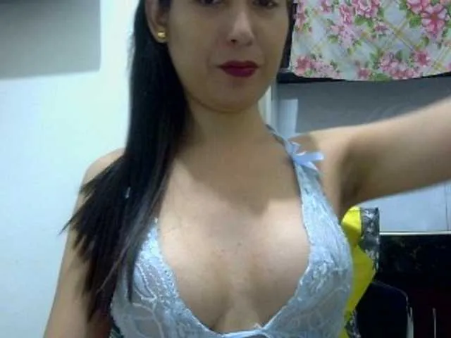 Live sex webcam photo for hotsexygoddes #292782431
