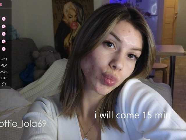 Live sex webcam photo for hottie-lola69 #276329131