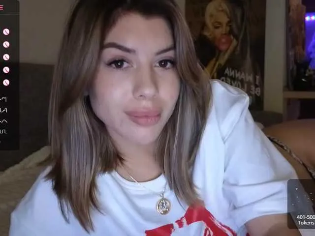 Live sex webcam photo for hottie-lola69 #276429373