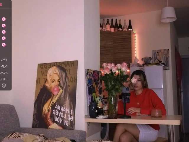 Live sex webcam photo for hottie-lola69 #276664987