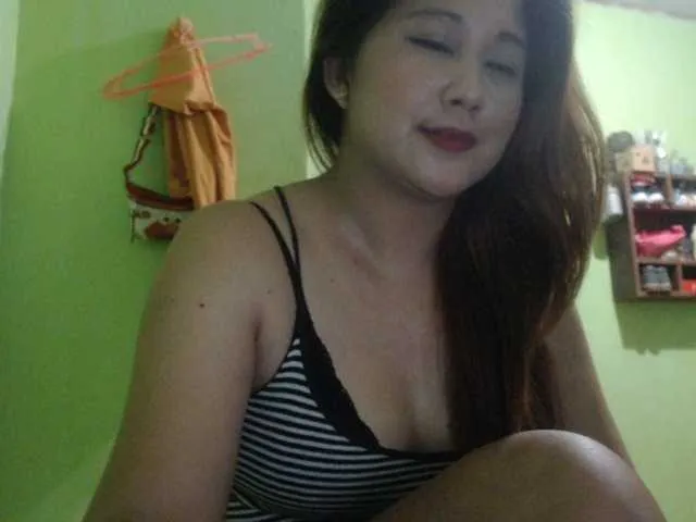 Live sex webcam photo for hottiesgirl #272927703