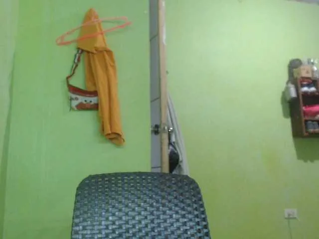 Live sex webcam photo for hottiesgirl #272936204