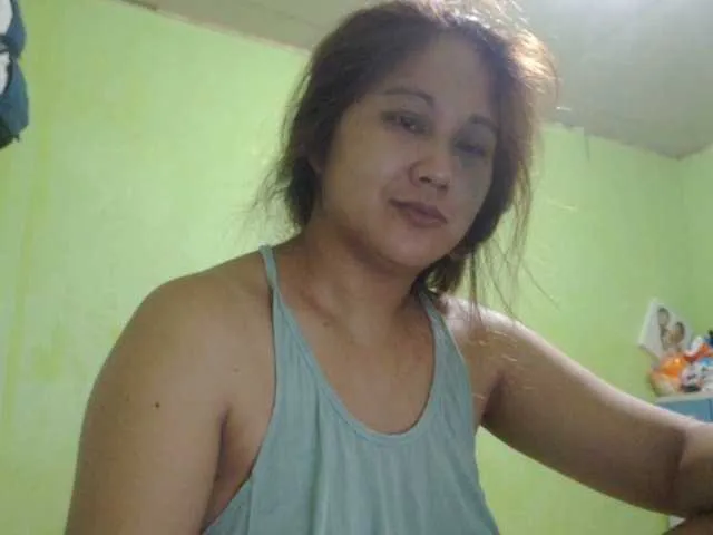 Live sex webcam photo for hottiesgirl #273466500