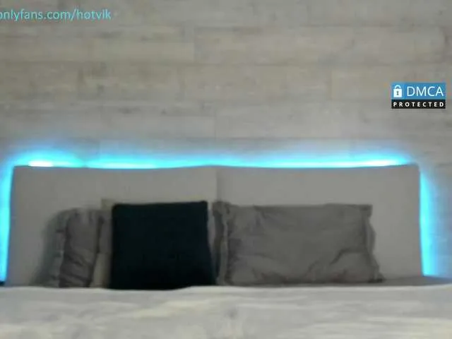 Live sex webcam photo for hotvik #272412030