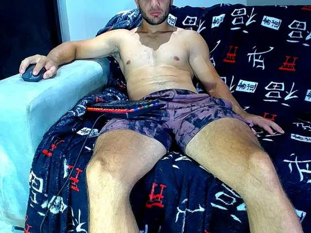 Live sex webcam photo for hugo19cm #276031708