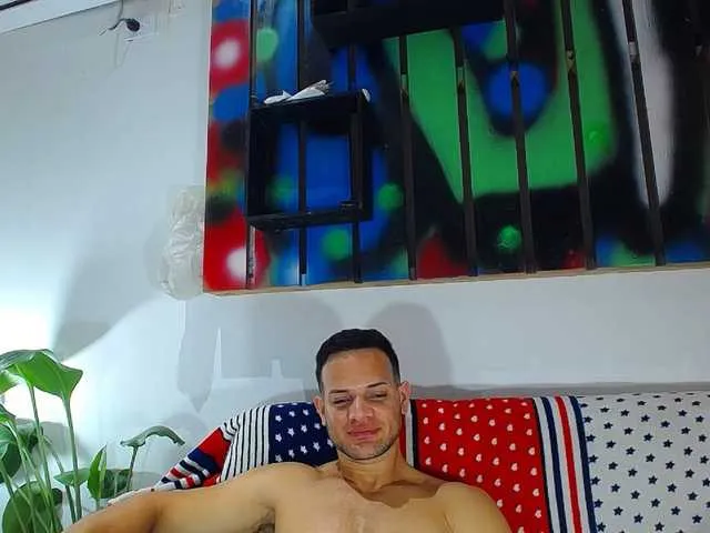 Live sex webcam photo for hugo19cm #276967000