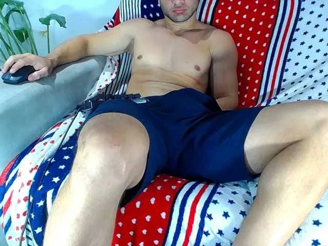 Live sex webcam photo for hugo19cm #277267853