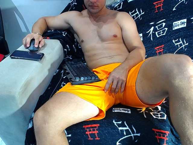 Live sex webcam photo for hugo19cm #291293665