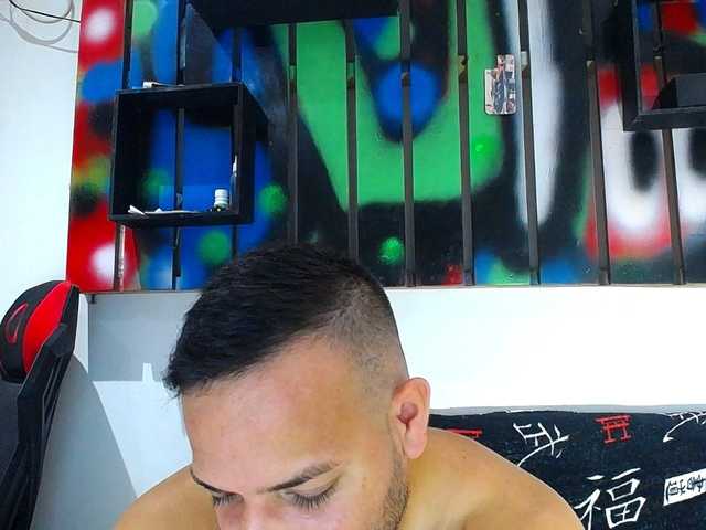 Live sex webcam photo for hugo19cm #291451282