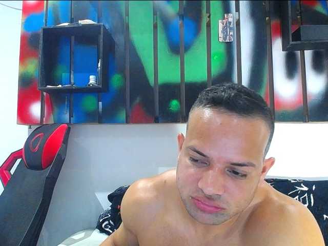 Live sex webcam photo for hugo19cm #291605324