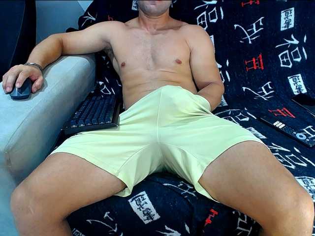 Live sex webcam photo for hugo19cm #291726039