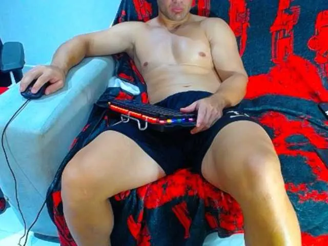 Live sex webcam photo for hugo19cm #293879928