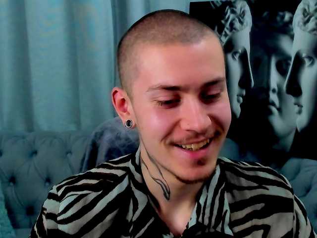 Live sex webcam photo for humpty4dumpty #278287728