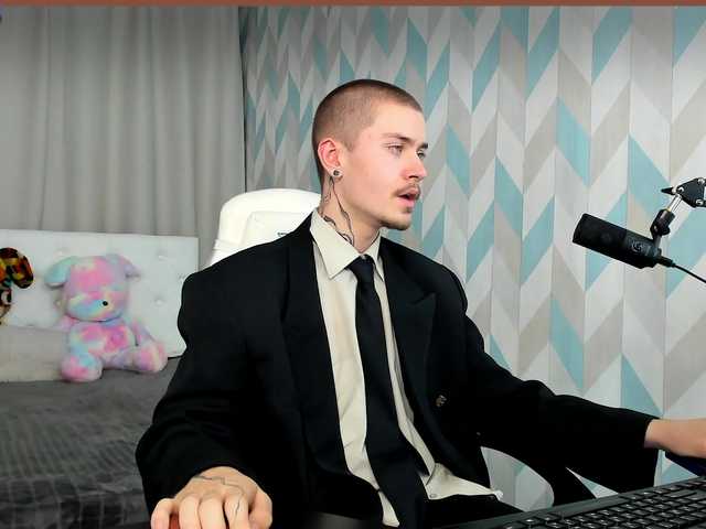 Live sex webcam photo for humpty4dumpty #279133696