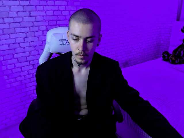 Live sex webcam photo for humpty4dumpty #285114319