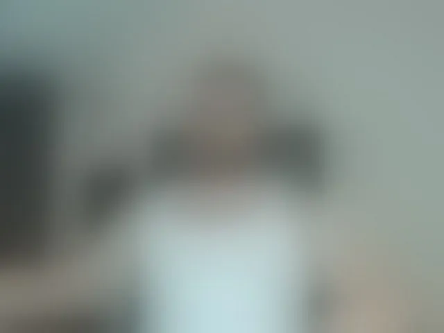 Live sex webcam photo for iFindomguy #293281741