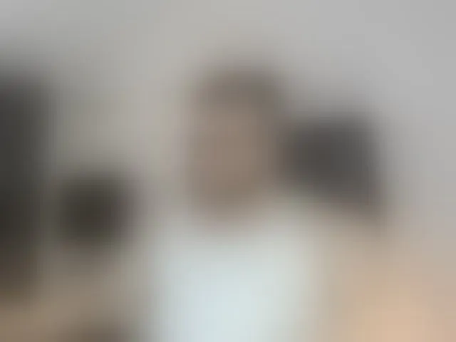 Live sex webcam photo for iFindomguy #293370471