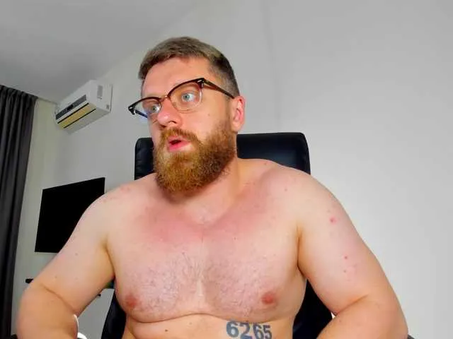 Live sex webcam photo for iFindomguy #293590441