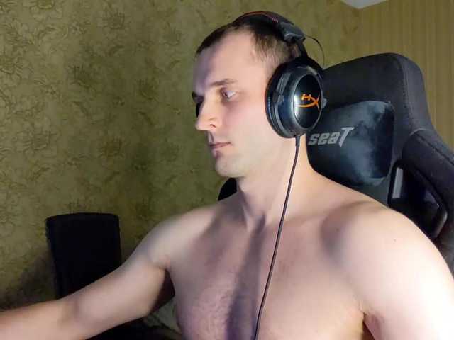 Live sex webcam photo for iMadeon #275968251