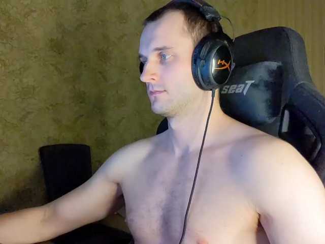 Live sex webcam photo for iMadeon #276153175