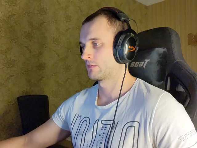 Live sex webcam photo for iMadeon #276419139