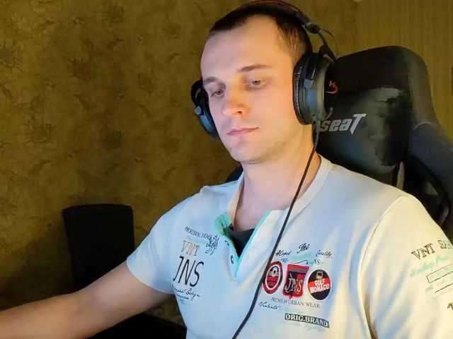 Live sex webcam photo for iMadeon #276483695