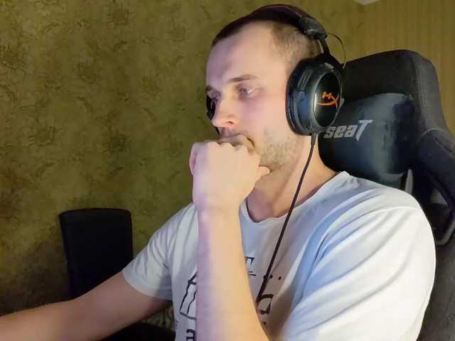 Live sex webcam photo for iMadeon #276551408