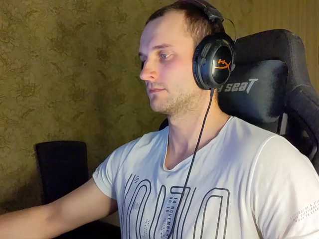 Live sex webcam photo for iMadeon #276726414