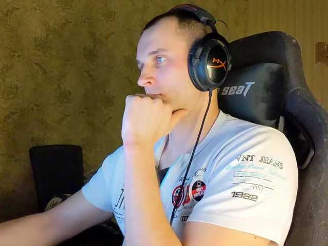 Live sex webcam photo for iMadeon #276803654