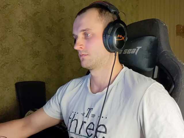 Live sex webcam photo for iMadeon #276818752