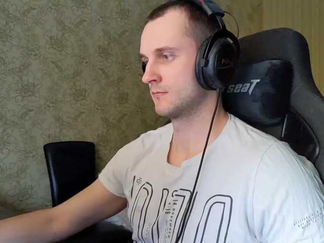 Live sex webcam photo for iMadeon #277104881