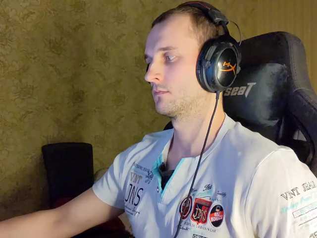 Live sex webcam photo for iMadeon #277126043