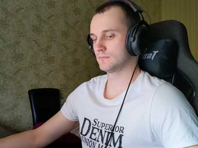 Live sex webcam photo for iMadeon #277145761