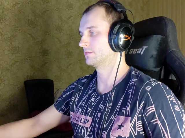 Live sex webcam photo for iMadeon #277160335