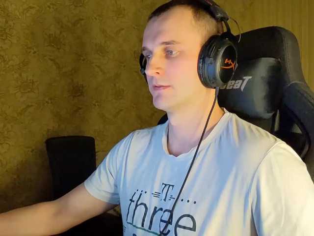 Live sex webcam photo for iMadeon #277223984