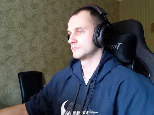 Live sex webcam photo for iMadeon #277243411