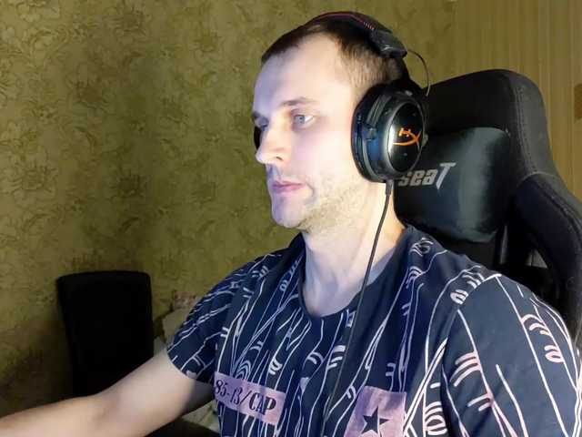 Live sex webcam photo for iMadeon #277299430