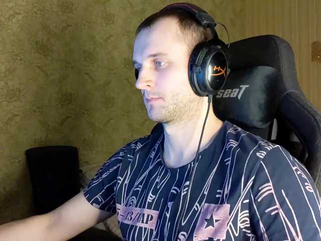 Live sex webcam photo for iMadeon #277312791