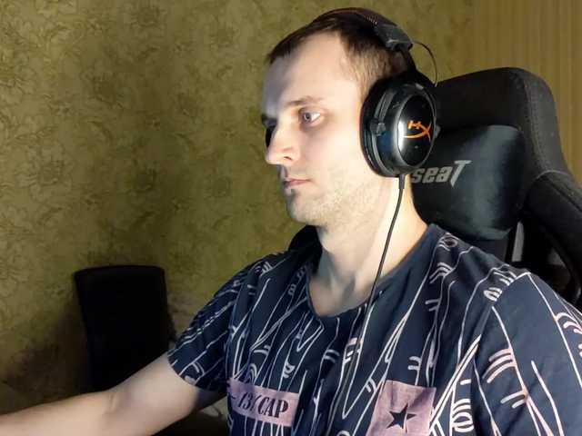 Live sex webcam photo for iMadeon #277348080