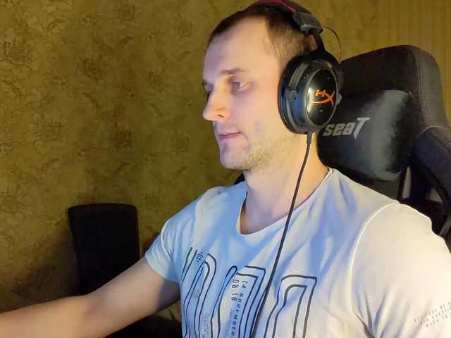 Live sex webcam photo for iMadeon #277354015